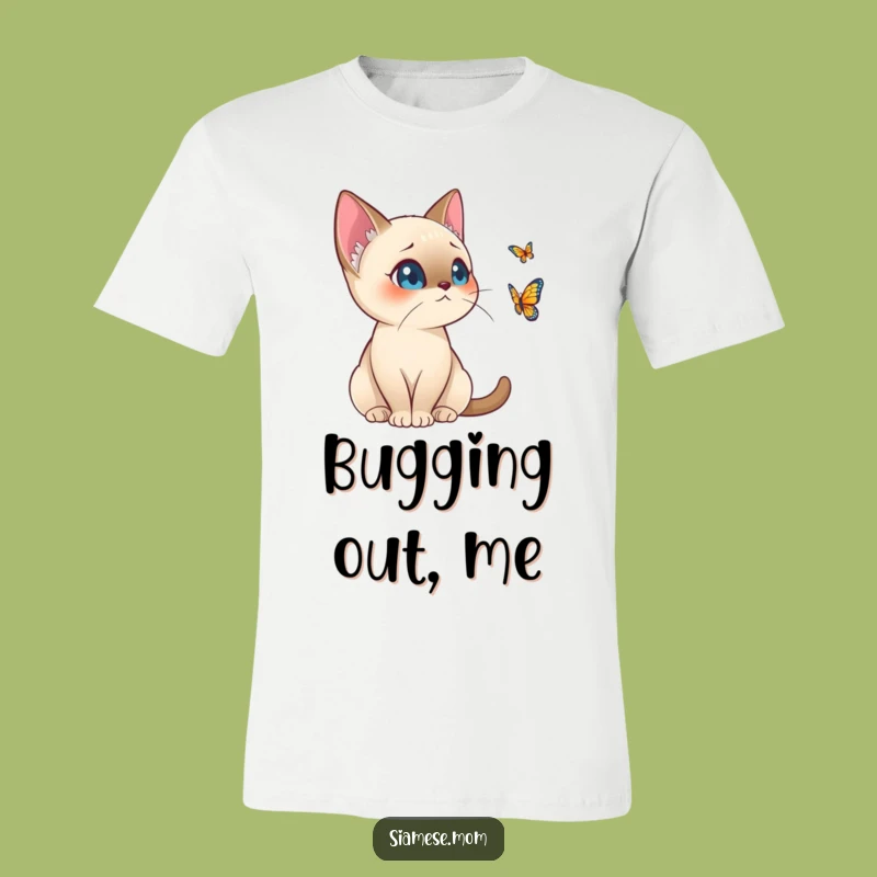 Funny Kawaii Siamese Cat T-Shirt - Alert Butterfly Watcher Tee for Humor Lovers